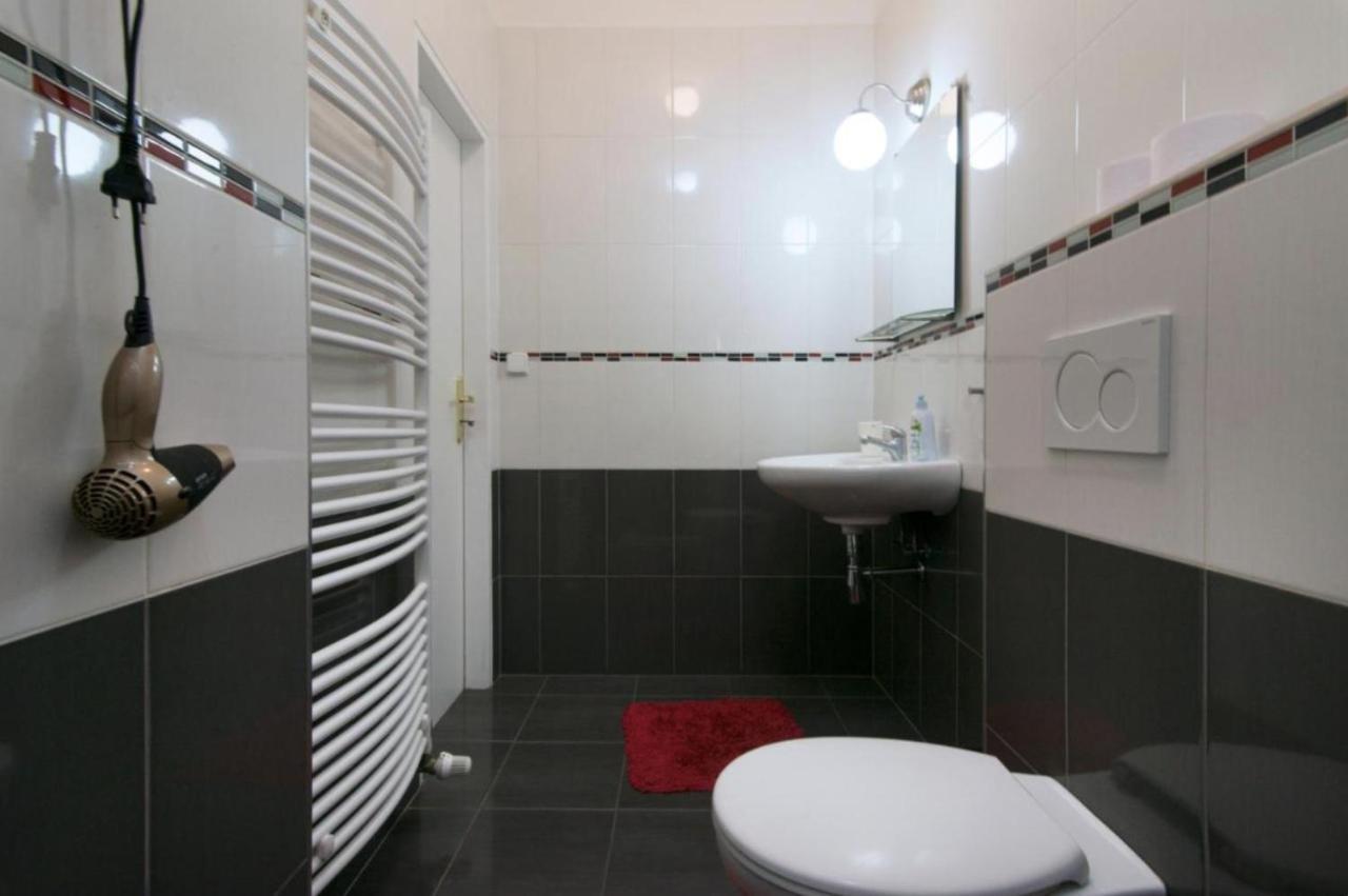 Central Prague Wenceslas Square Apartments المظهر الخارجي الصورة