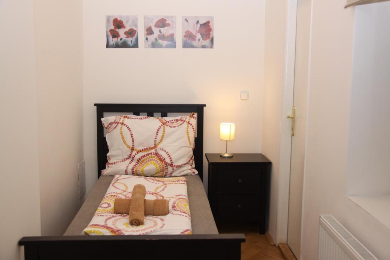 Central Prague Wenceslas Square Apartments المظهر الخارجي الصورة